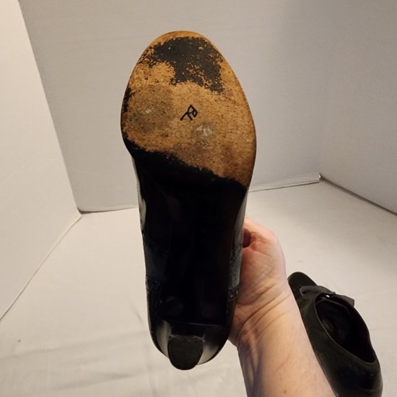 Size 10B Coach 3.5" High Heels Suede & Patent Leather Ribbon Laced Oxfords Italy - Picture 9 of 9